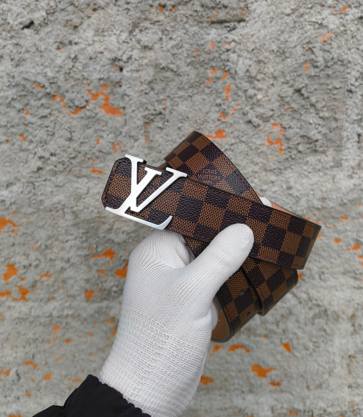 Cinto Closet LV