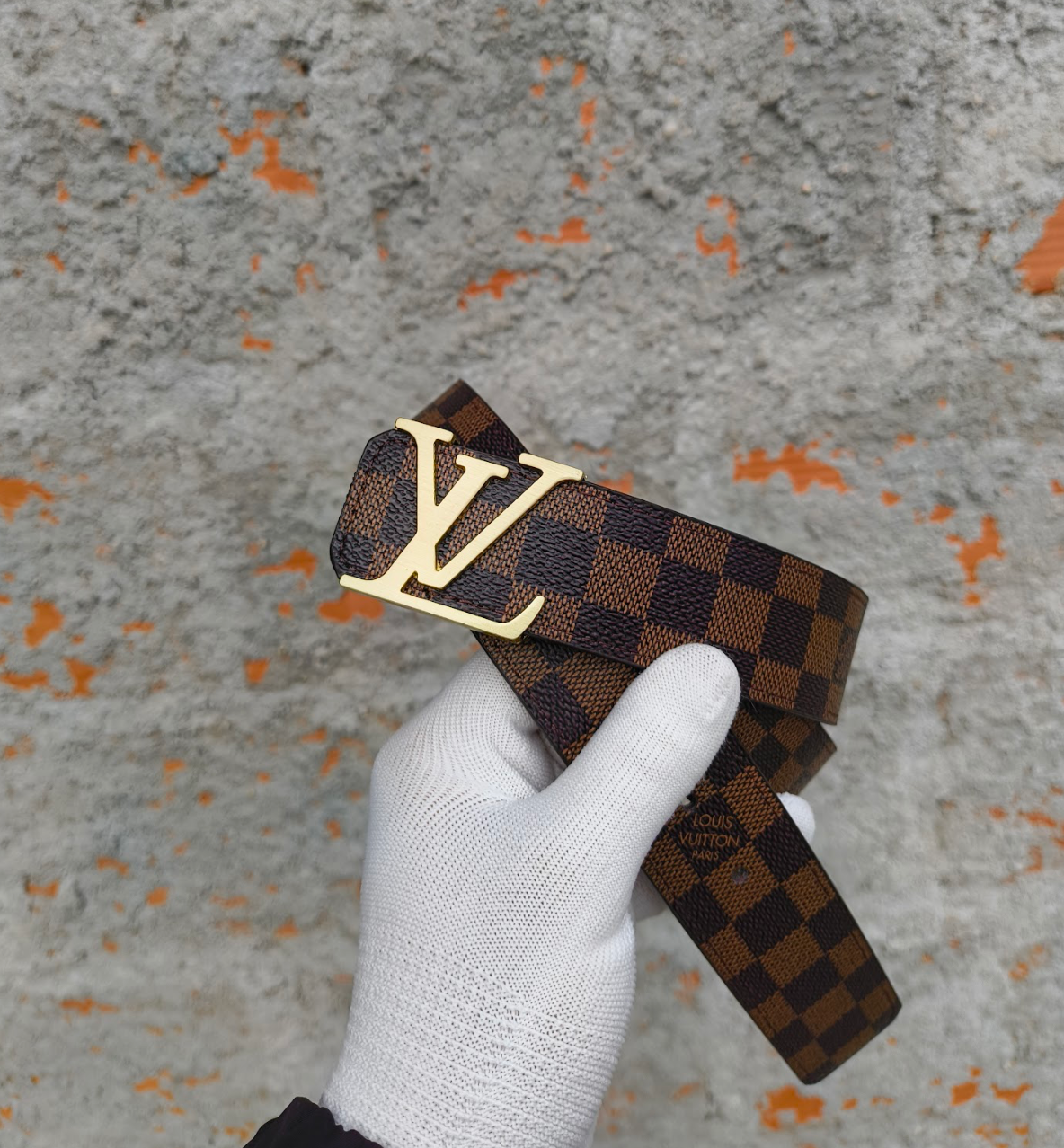 Cinto Closet LV