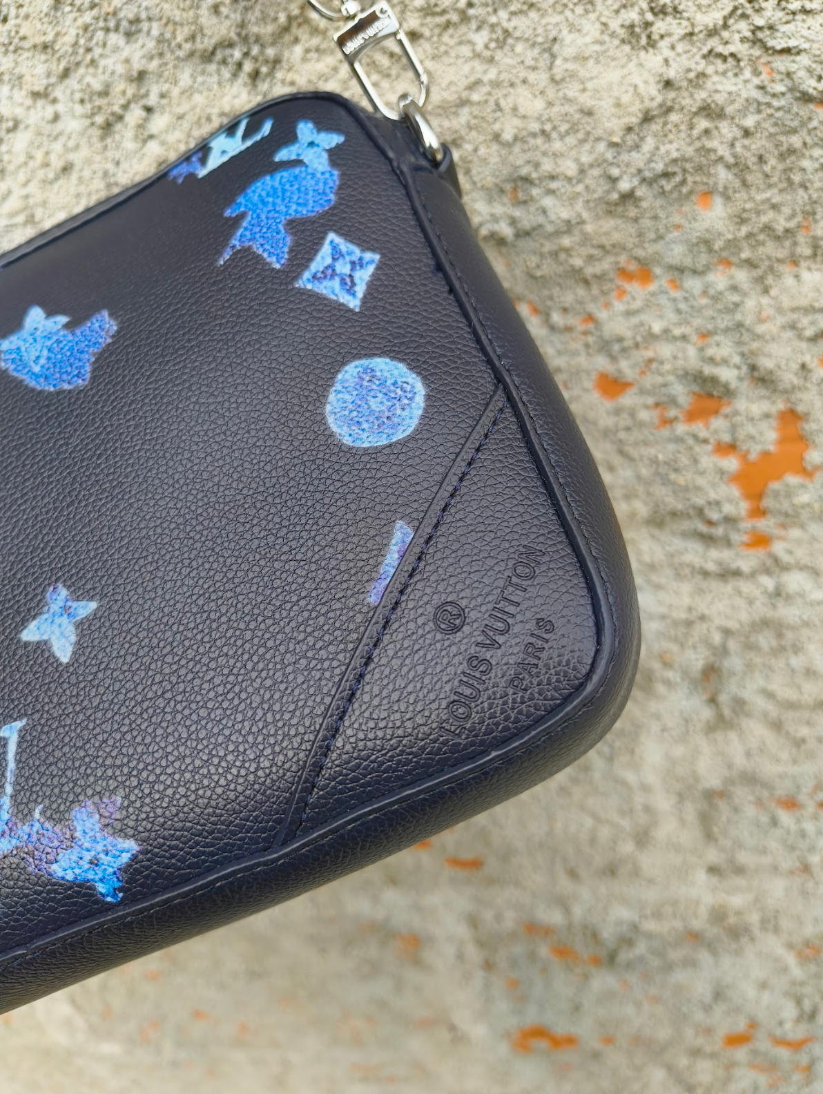 Bolsa Closet LV