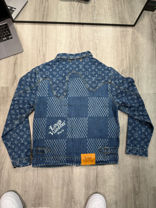 Casaco Closet LV
