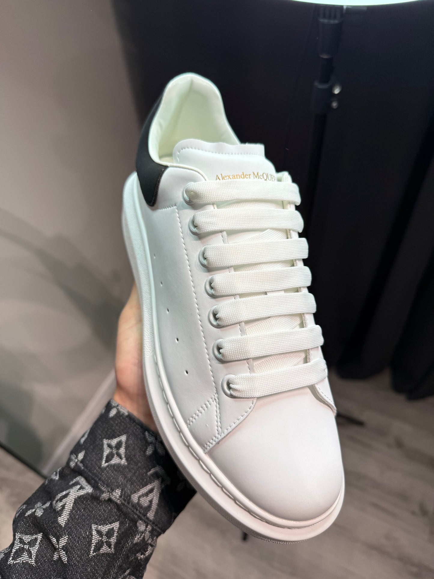 Sapatilhas Closet AELX MAQ Camurça